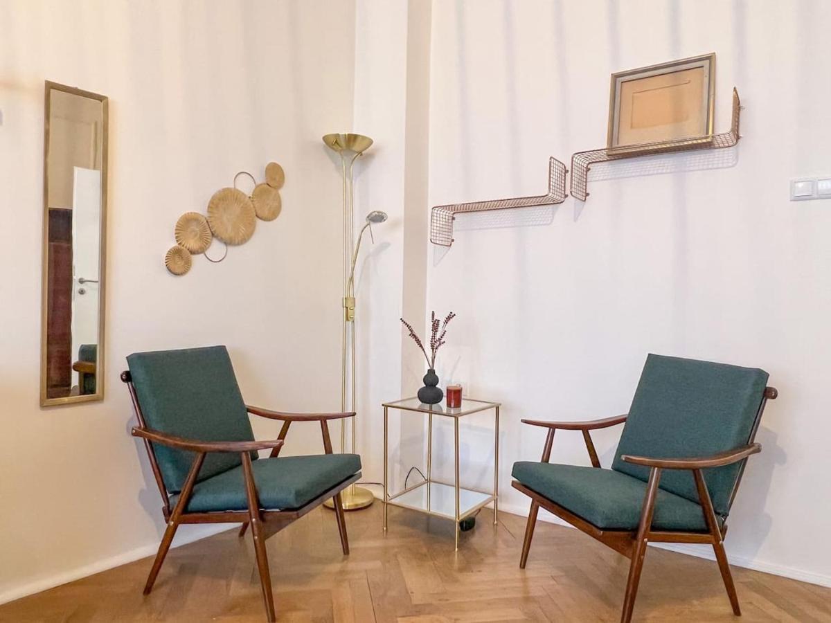 96M2 Of Comfort And Style: 4Bd Apartment In Old Town Pressburg Exterior foto