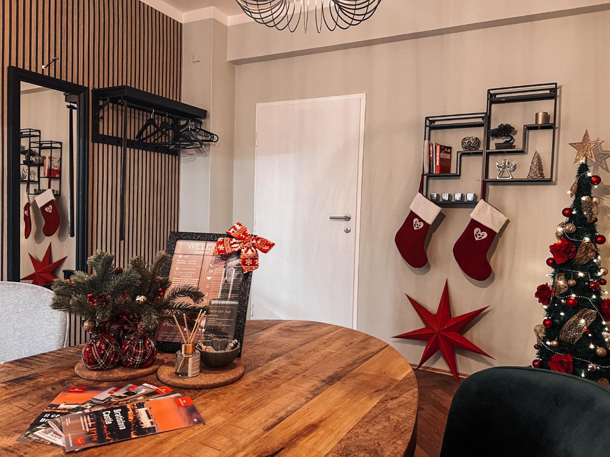 96M2 Of Comfort And Style: 4Bd Apartment In Old Town Pressburg Exterior foto